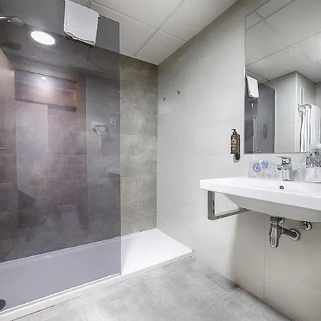 فندق Ohtels Dorada 3*